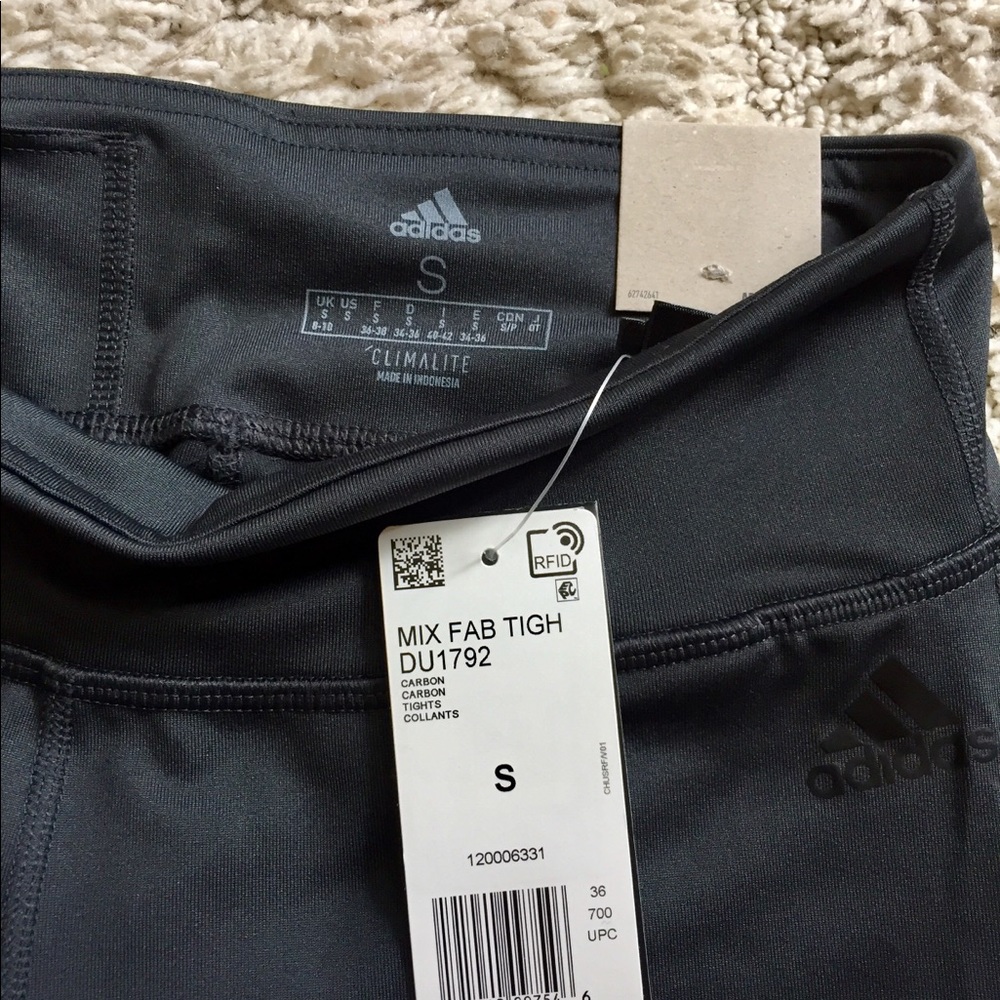 Adidas - Picture 3 of 4